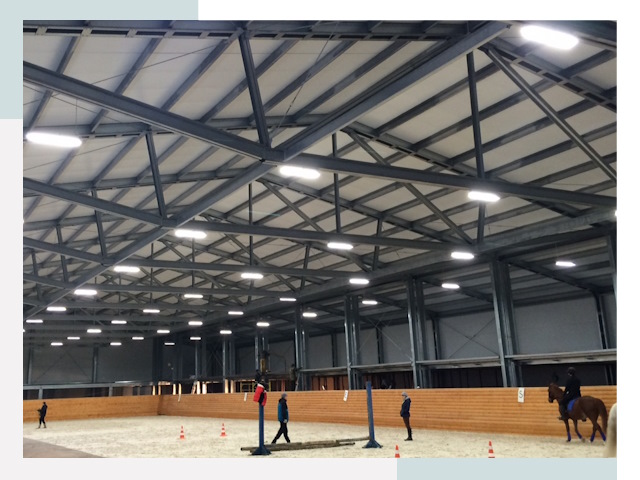 Строительство конных манежей от 615 руб в Сестрорецк