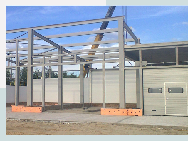 Строительство автосервисов от СтальСтрой-Сст по цене 615 руб.